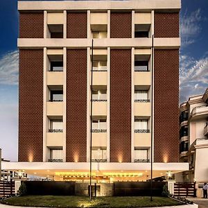 The Altruist Business Hotel Hitech